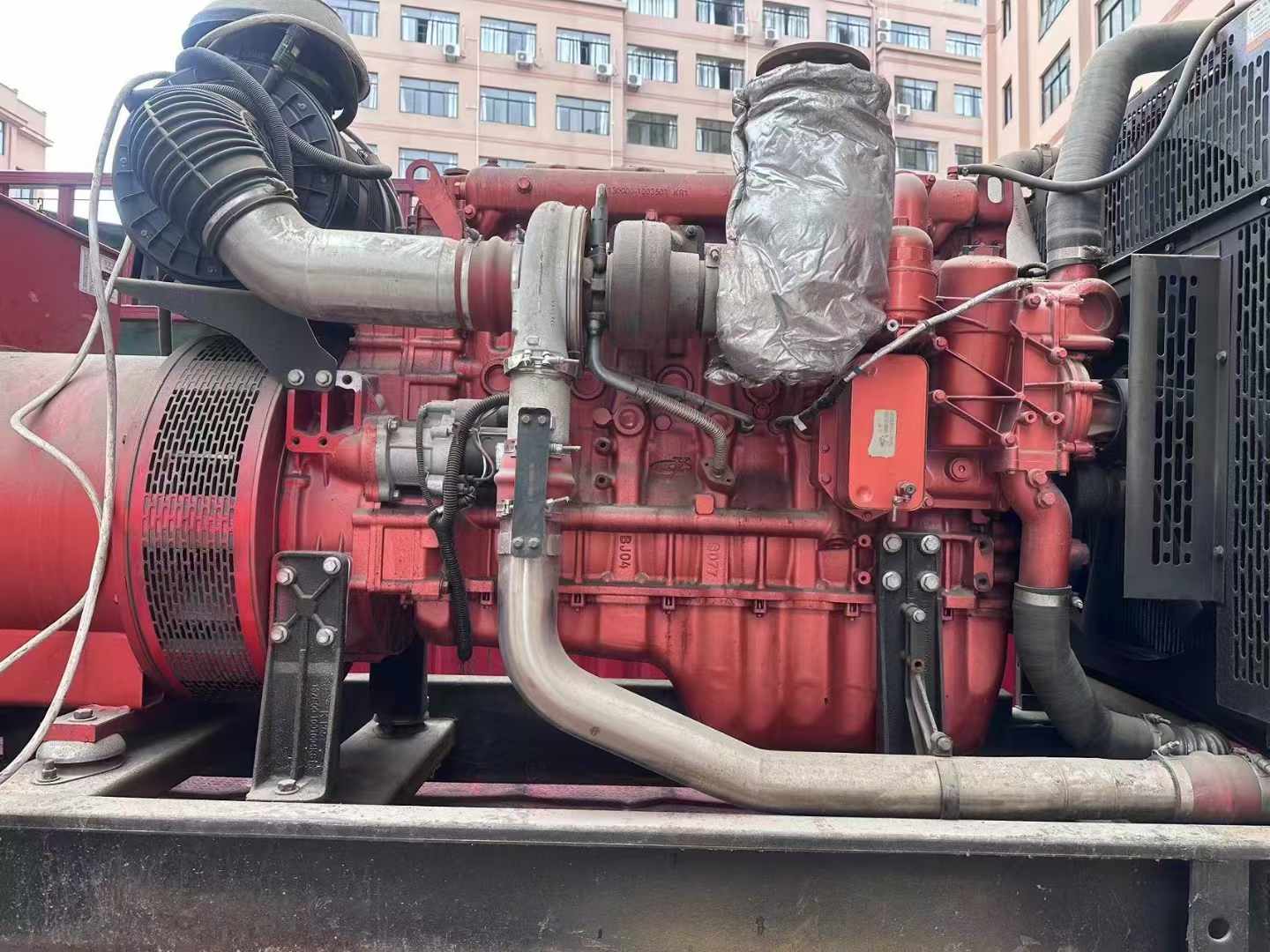 雁塔如何选择适合 600kW 柴油发电机组的过载保护器？
